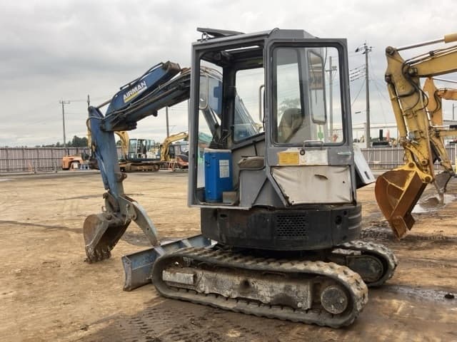 MINI EXCAVATOR — Auction (lot 8459-1835)