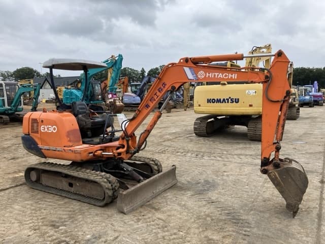 MINI EXCAVATOR — Auction (lot 8459-186)