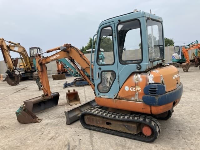 MINI EXCAVATOR — Auction (lot 8459-189)