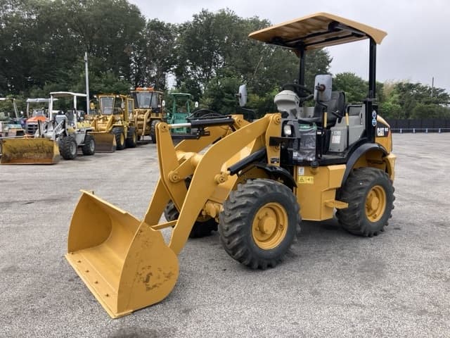 MINI WHEEL LOADER — Auction (lot 8459-192)