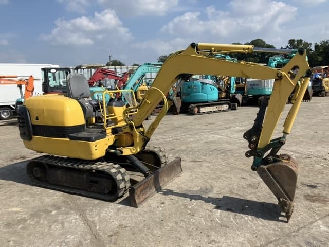 MINI EXCAVATOR — Auction (lot 8459-195)