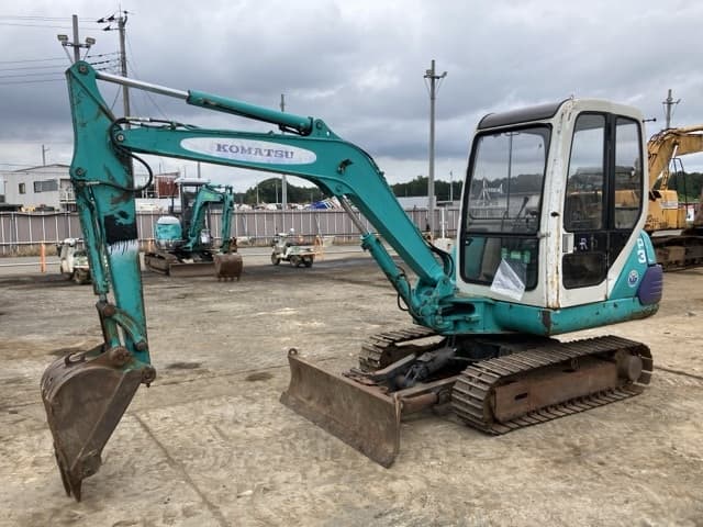 MINI EXCAVATOR — Auction (lot 8459-196)