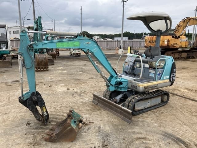 MINI EXCAVATOR — Auction (lot 8459-197)
