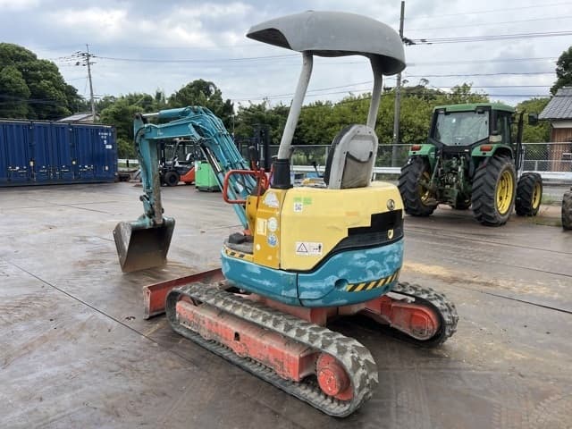 EXCAVATOR — Auction (lot 8459-20002)