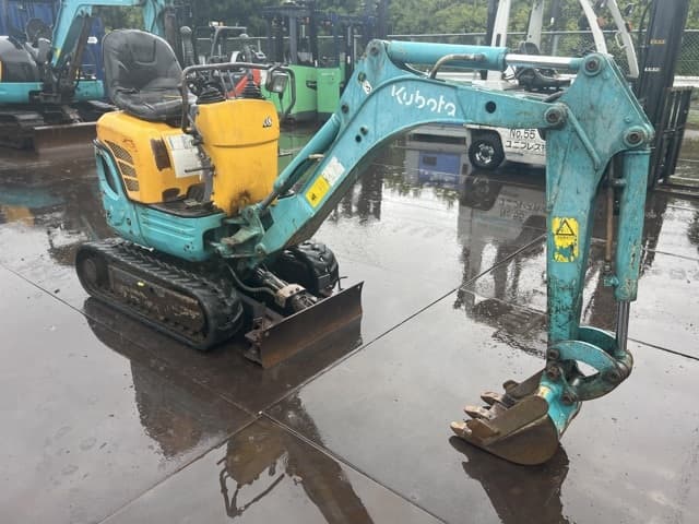 MINI EXCAVATOR — Auction (lot 8459-20008)
