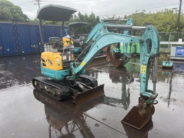 MINI EXCAVATOR — Auction (lot 8459-20009)