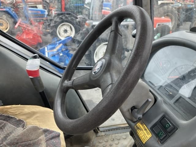 Tractor — Auction (lot 8459-2027)