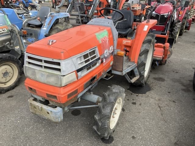 Tractor — Auction (lot 8459-2028)