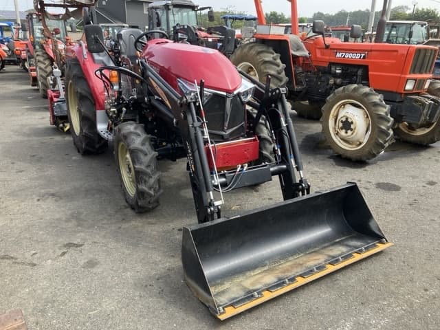 Tractor — Auction (lot 8459-2030)