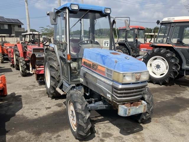 Tractor — Auction (lot 8459-2041)