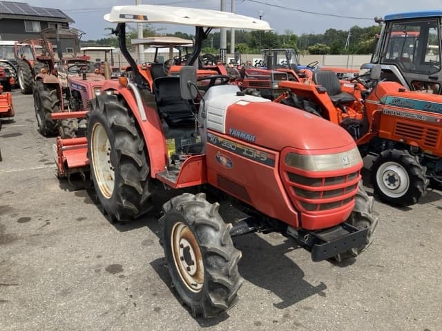 Tractor — Auction (lot 8459-2044)