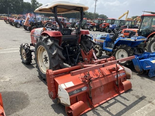 Tractor — Auction (lot 8459-2044)