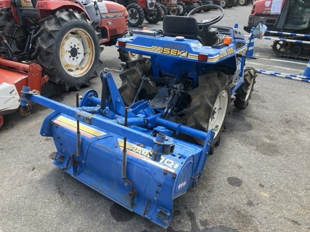 Tractor — Auction (lot 8459-2045)