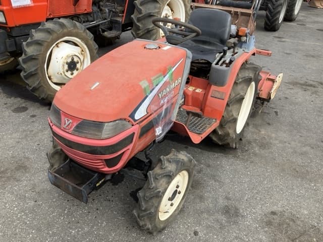 Tractor — Auction (lot 8459-2046)