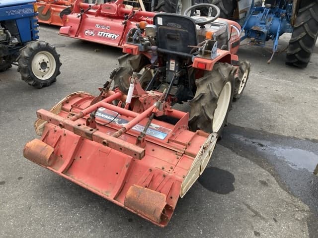 Tractor — Auction (lot 8459-2046)