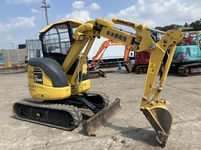MINI EXCAVATOR — Auction (lot 8459-205)