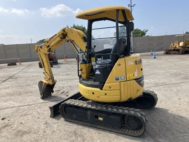 MINI EXCAVATOR — Auction (lot 8459-205)