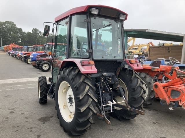 Tractor — Auction (lot 8459-2063)