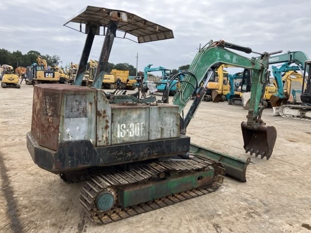 MINI EXCAVATOR — Auction (lot 8459-207)