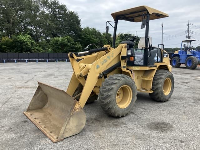 MINI WHEEL LOADER — Auction (lot 8459-208)