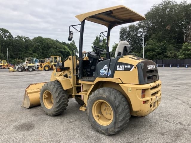 MINI WHEEL LOADER — Auction (lot 8459-208)