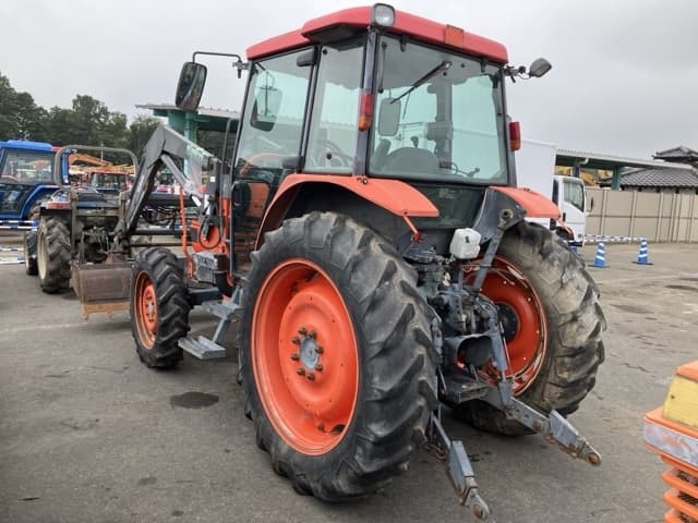 Tractor — Auction (lot 8459-2087)