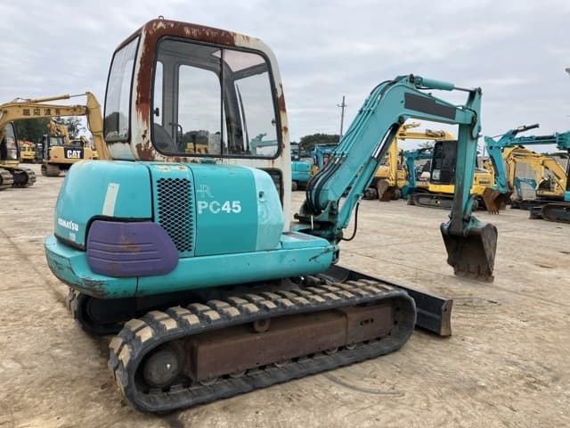 MINI EXCAVATOR — Auction (lot 8459-209)