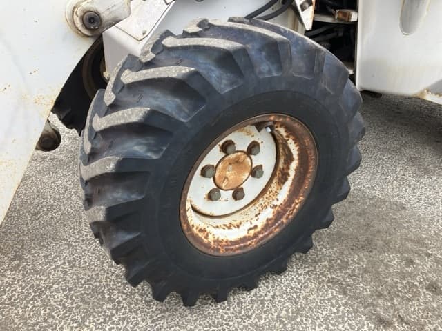 MINI WHEEL LOADER — Auction (lot 8459-210)