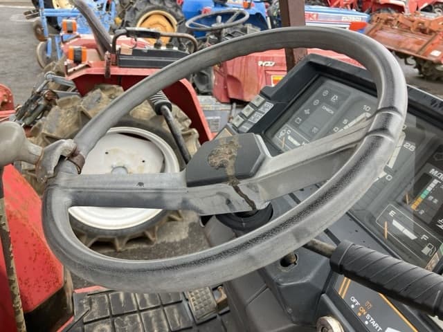 Tractor — Auction (lot 8459-2110)