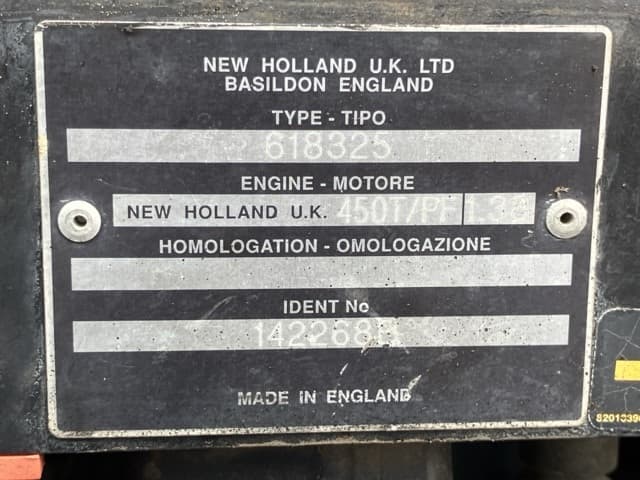 Tractor — Auction (lot 8459-2111)