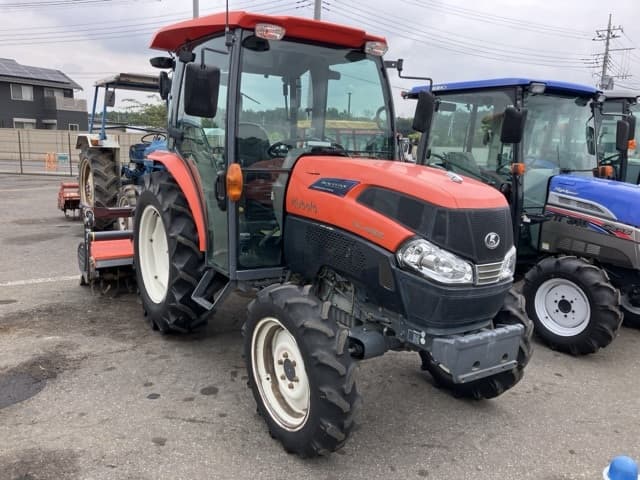 Tractor — Auction (lot 8459-2118)