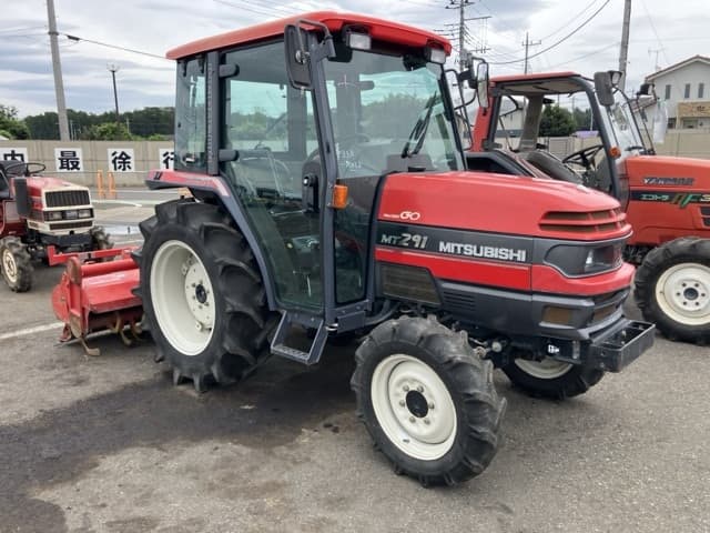 Tractor — Auction (lot 8459-2128)
