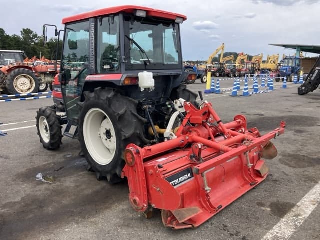 Tractor — Auction (lot 8459-2128)