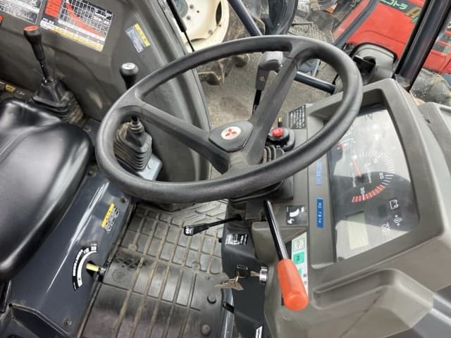 Tractor — Auction (lot 8459-2128)