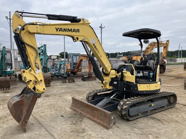 MINI EXCAVATOR — Auction (lot 8459-213)