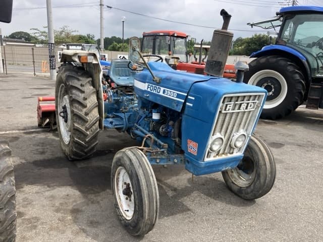 Tractor — Auction (lot 8459-2135)