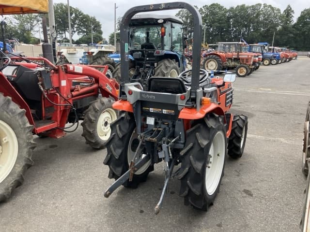 Tractor — Auction (lot 8459-2144)