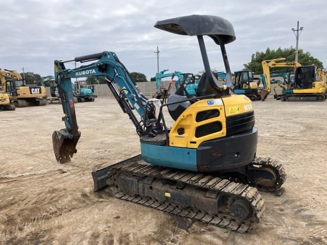 MINI EXCAVATOR — Auction (lot 8459-215)