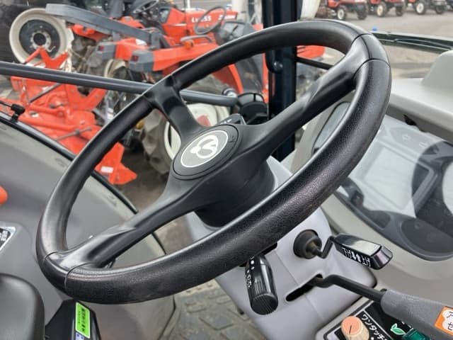 Tractor — Auction (lot 8459-2154)