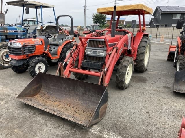 Tractor — Auction (lot 8459-2156)