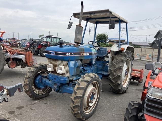 Tractor — Auction (lot 8459-2157)