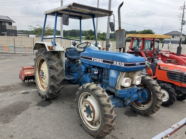 Tractor — Auction (lot 8459-2157)