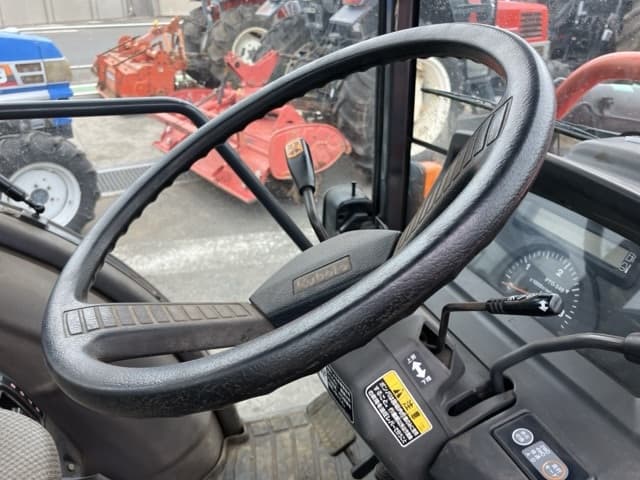 Tractor — Auction (lot 8459-2158)