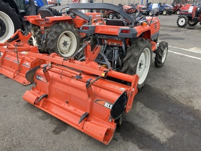 Tractor — Auction (lot 8459-2160)