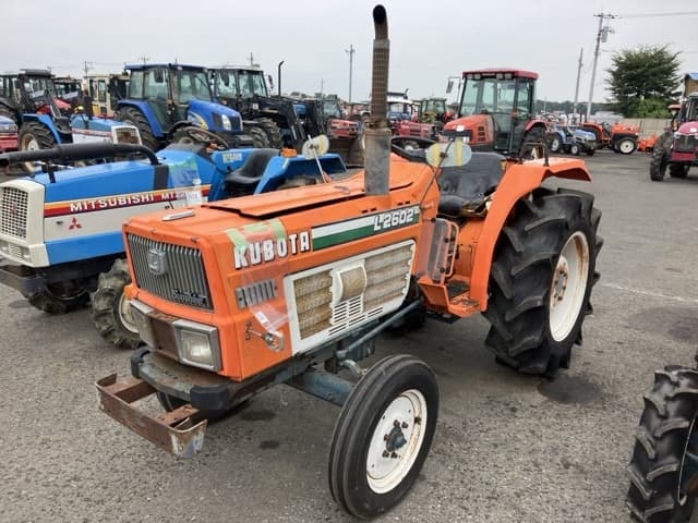 Tractor — Auction (lot 8459-2163)