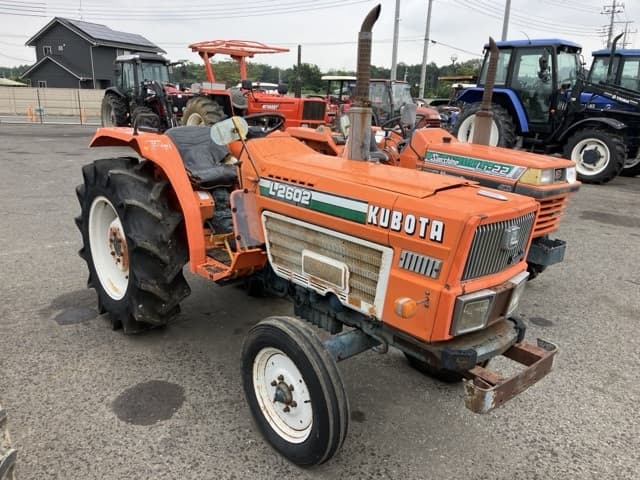 Tractor — Auction (lot 8459-2163)