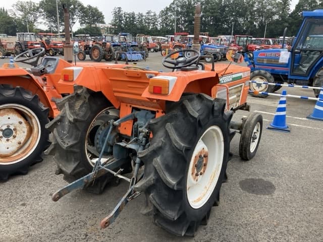 Tractor — Auction (lot 8459-2163)