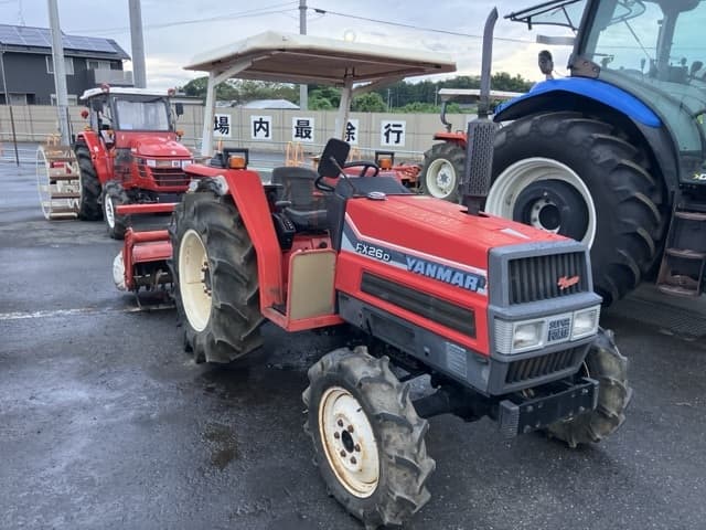 Tractor — Auction (lot 8459-2164)