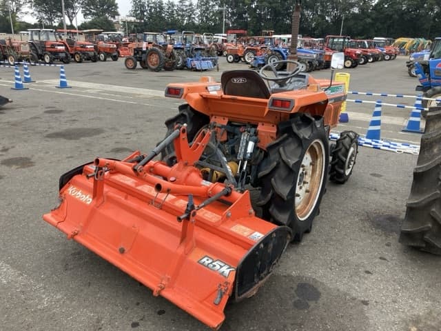 Tractor — Auction (lot 8459-2165)