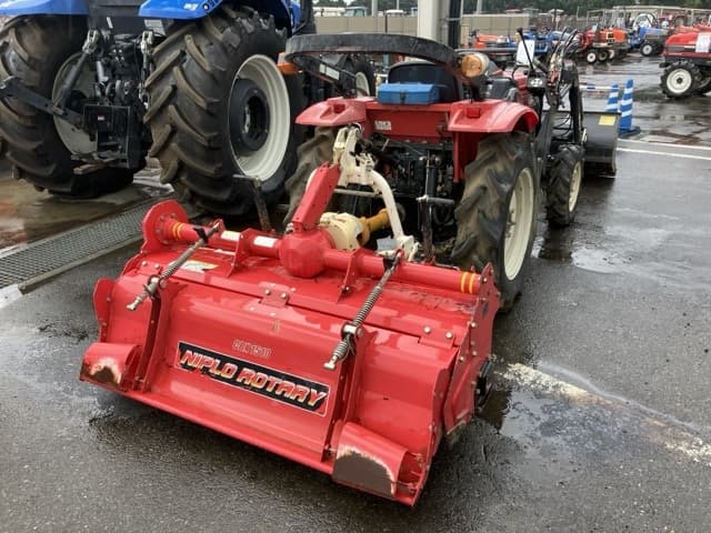 Tractor — Auction (lot 8459-2174)